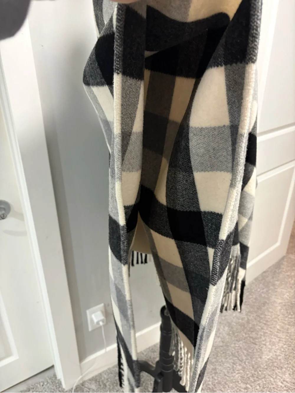 Michael Kors Black & White Plaid Fringe Wool blend Poncho - Picture 10 of 12